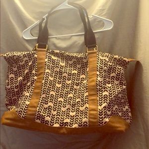 Cute Weekend Getaway Bag!